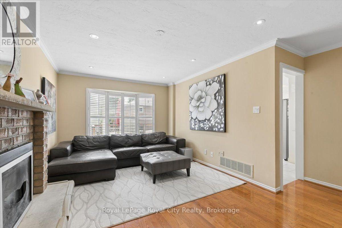 69 Summerdale Drive, Markham, Ontario  L3T 6W6 - Photo 19 - N13583068