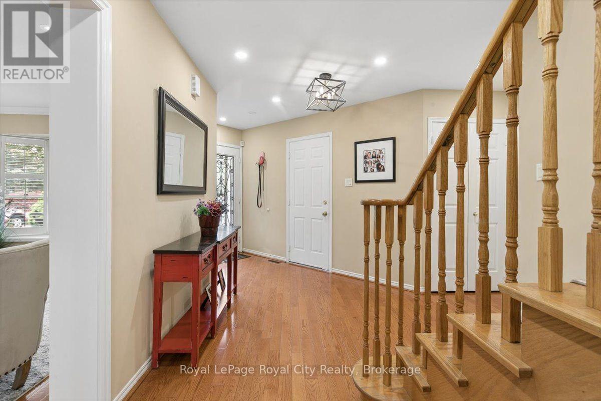69 Summerdale Drive, Markham, Ontario  L3T 6W6 - Photo 22 - N13583068