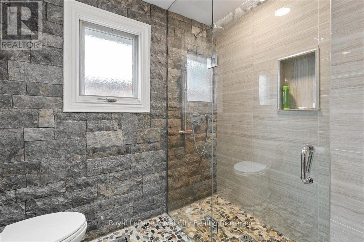 69 Summerdale Drive, Markham, Ontario  L3T 6W6 - Photo 32 - N13583068