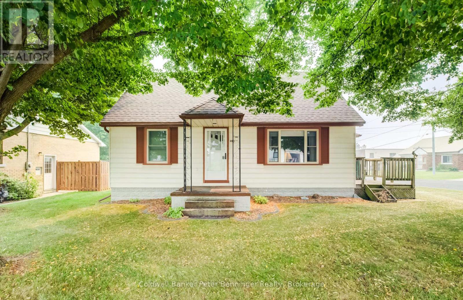 280 6th Street A, Hanover, Ontario N4N 1E7 - Photo 2 - X13582964