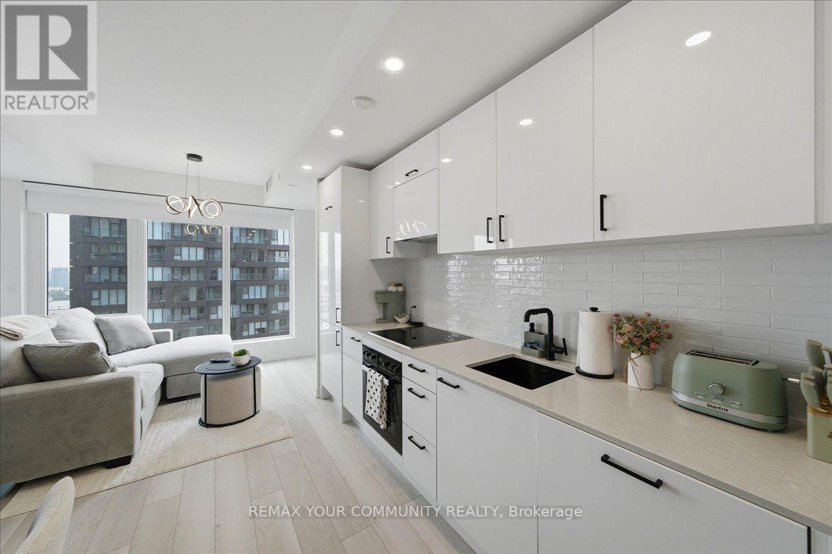 2101 - 1 Quarrington Lane, Toronto, Ontario  M3C 0S4 - Photo 10 - C13582904