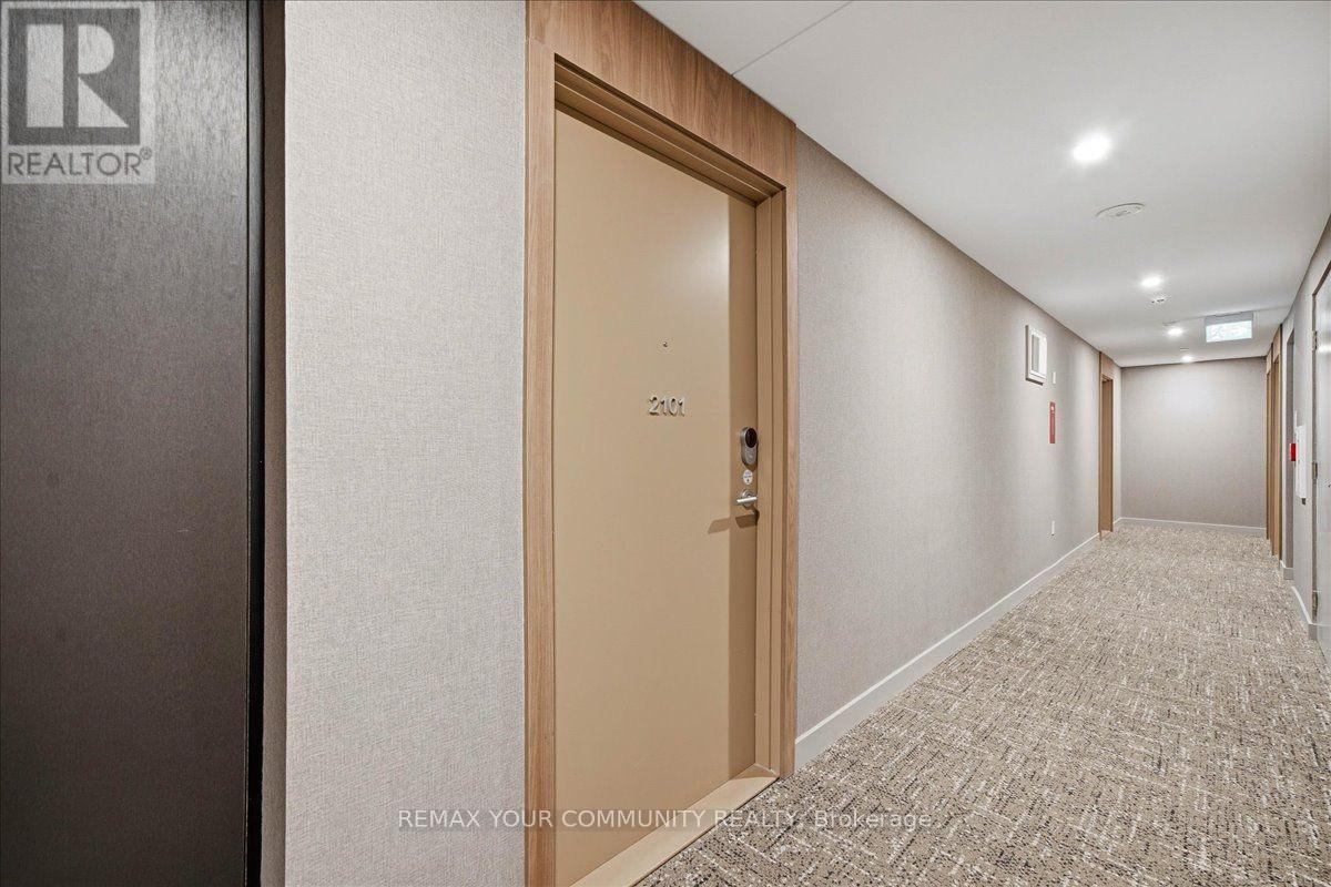 2101 - 1 Quarrington Lane, Toronto, Ontario  M3C 0S4 - Photo 3 - C13582904