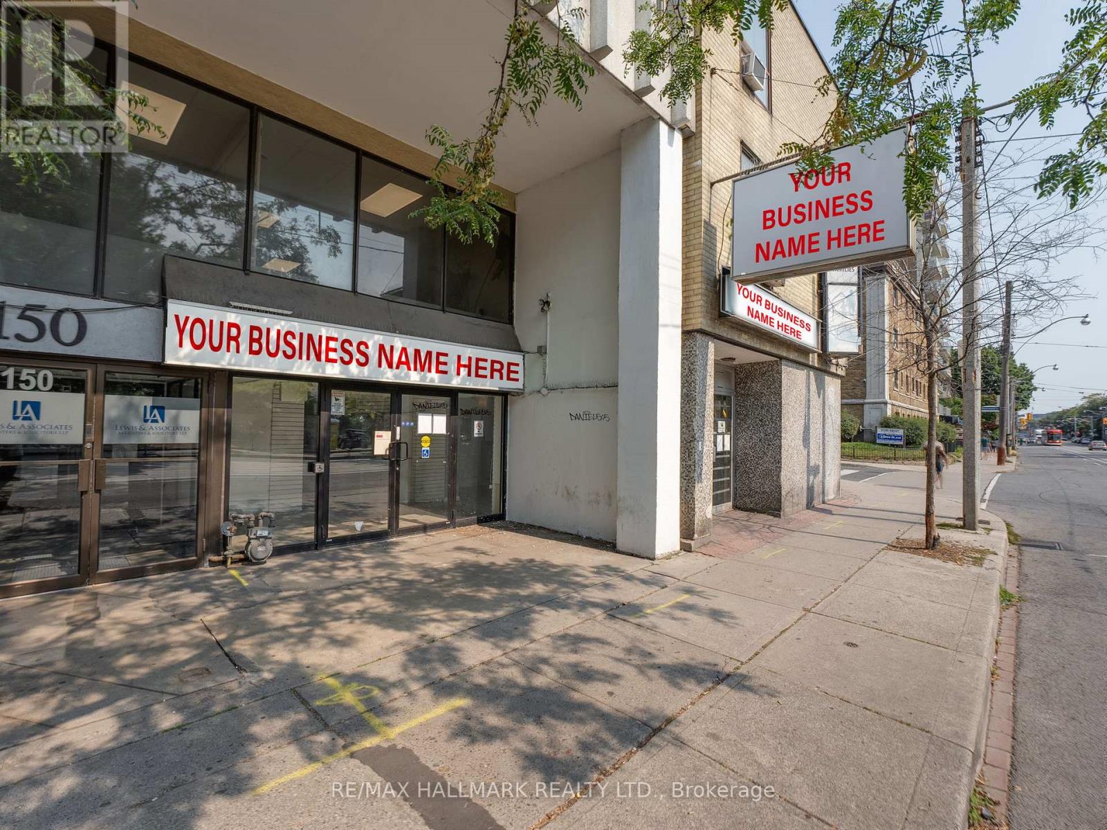 152 Carlton Street, Toronto, Ontario M5A 2K1 - Photo 1 - C13583116