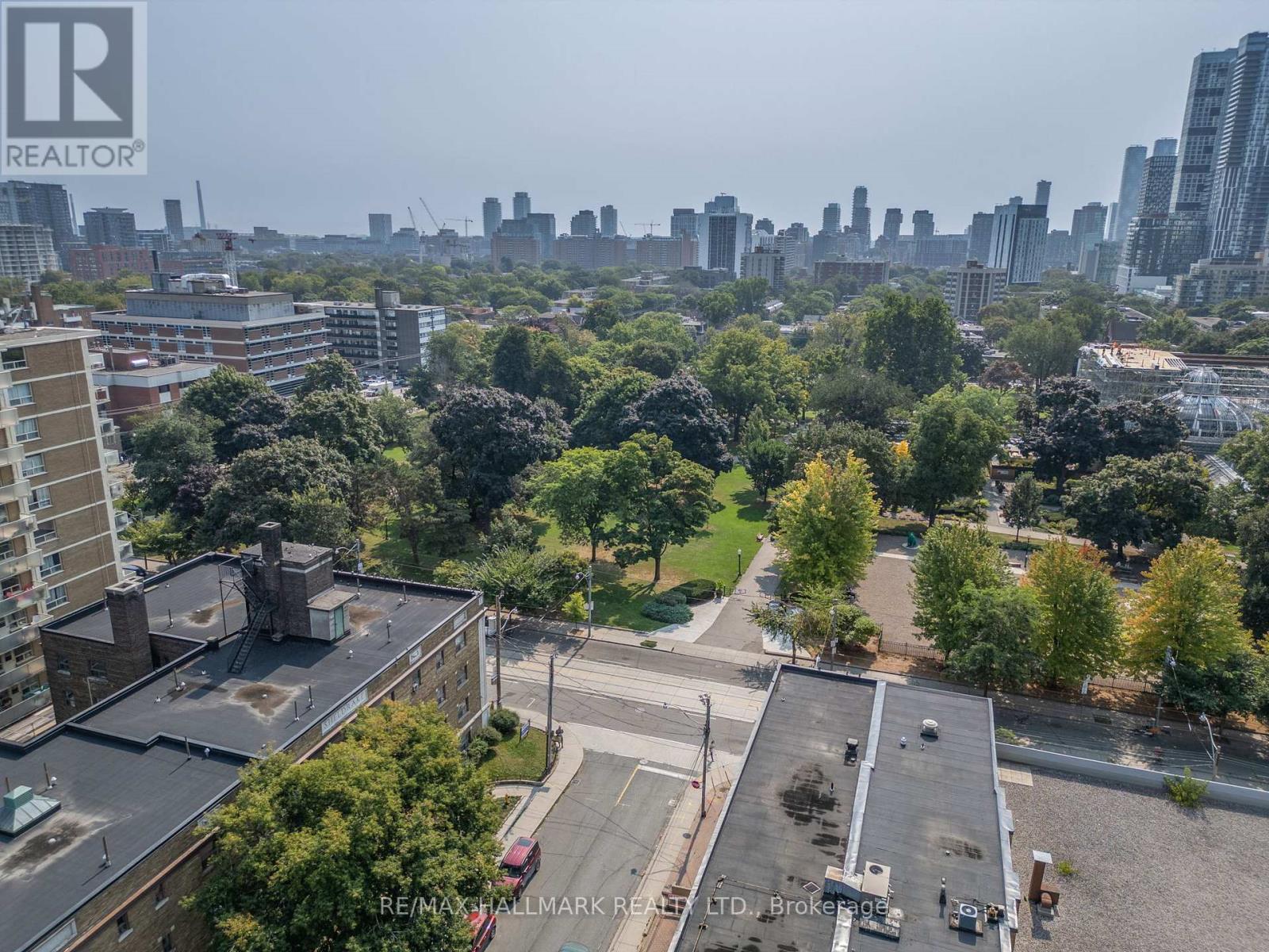 152 Carlton Street, Toronto, Ontario M5A 2K1 - Photo 5 - C13583116