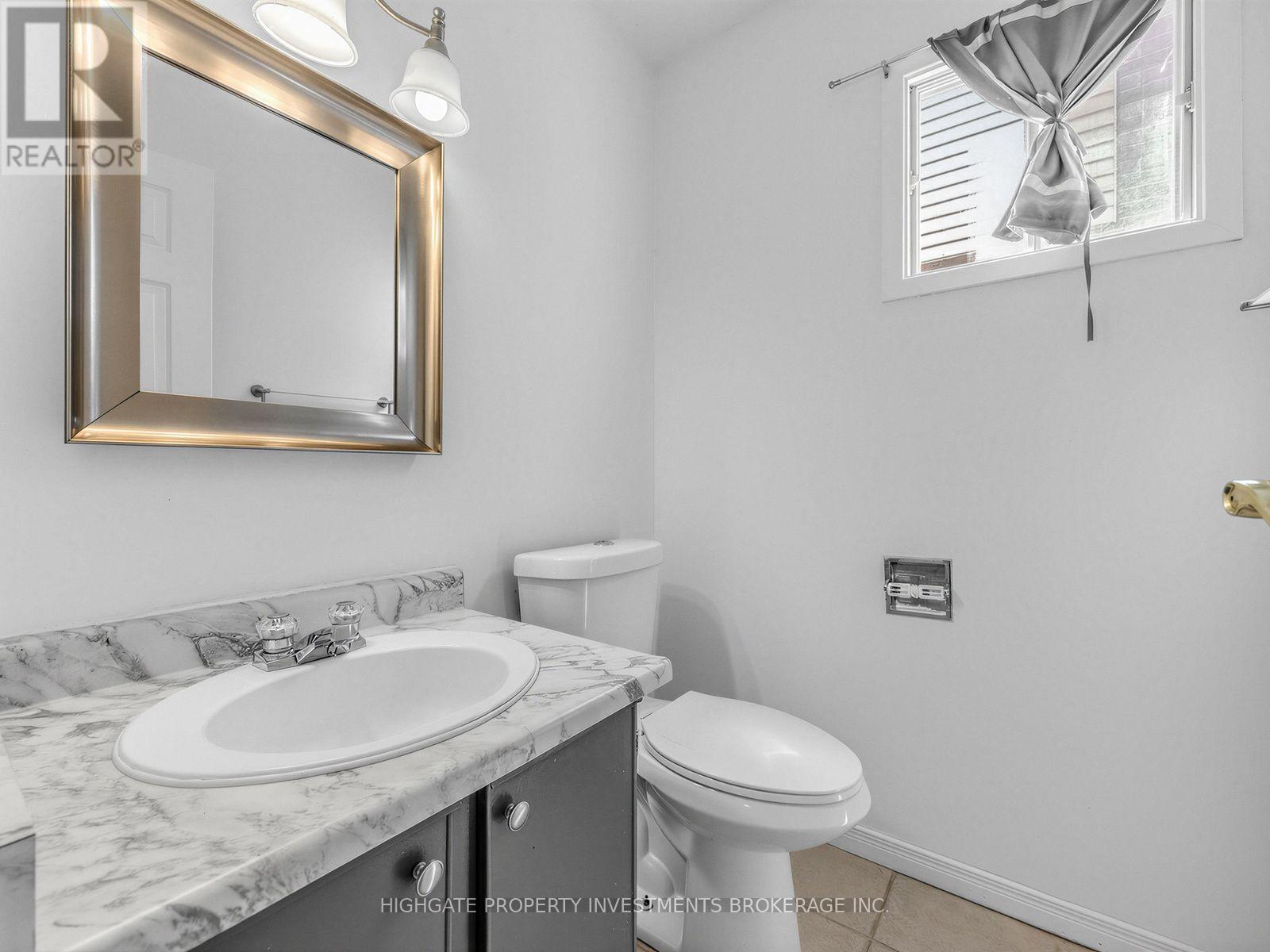 739 Edgewood Road, Pickering, Ontario  L1V 2Z7 - Photo 12 - E13583076