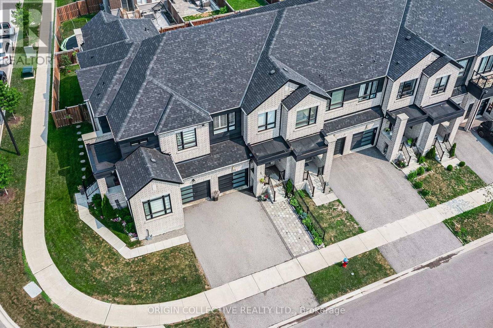 215 Landolfi Way, Bradford West Gwillimbury (Bradford), Ontario  L3Z 4L7 - Photo 36 - N13582870
