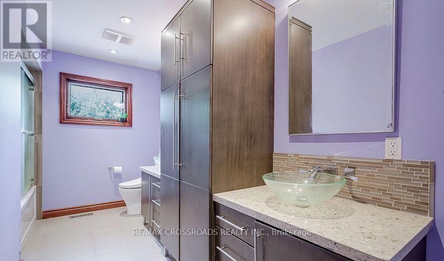 18 Hill Top Trail E, Whitchurch-Stouffville, Ontario  L4A 7X4 - Photo 32 - N13582952
