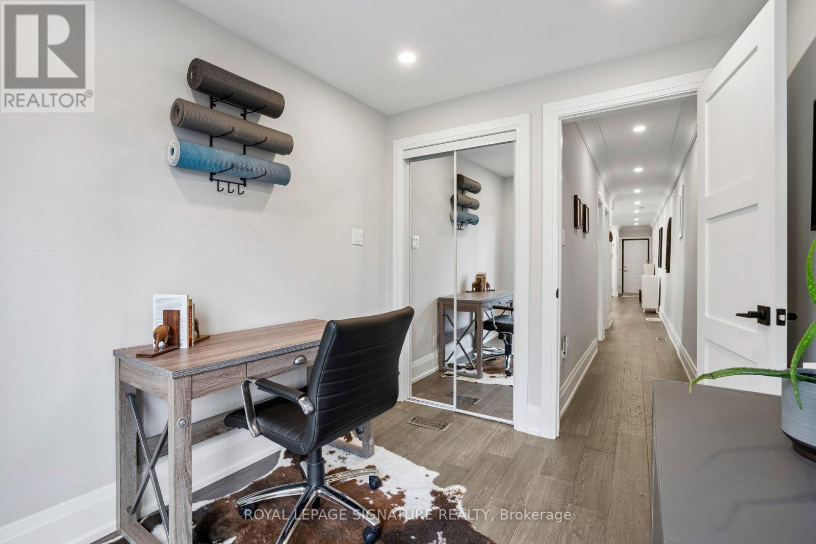 972 Cosburn Avenue, Toronto, Ontario  M4C 2W9 - Photo 20 - E13121820