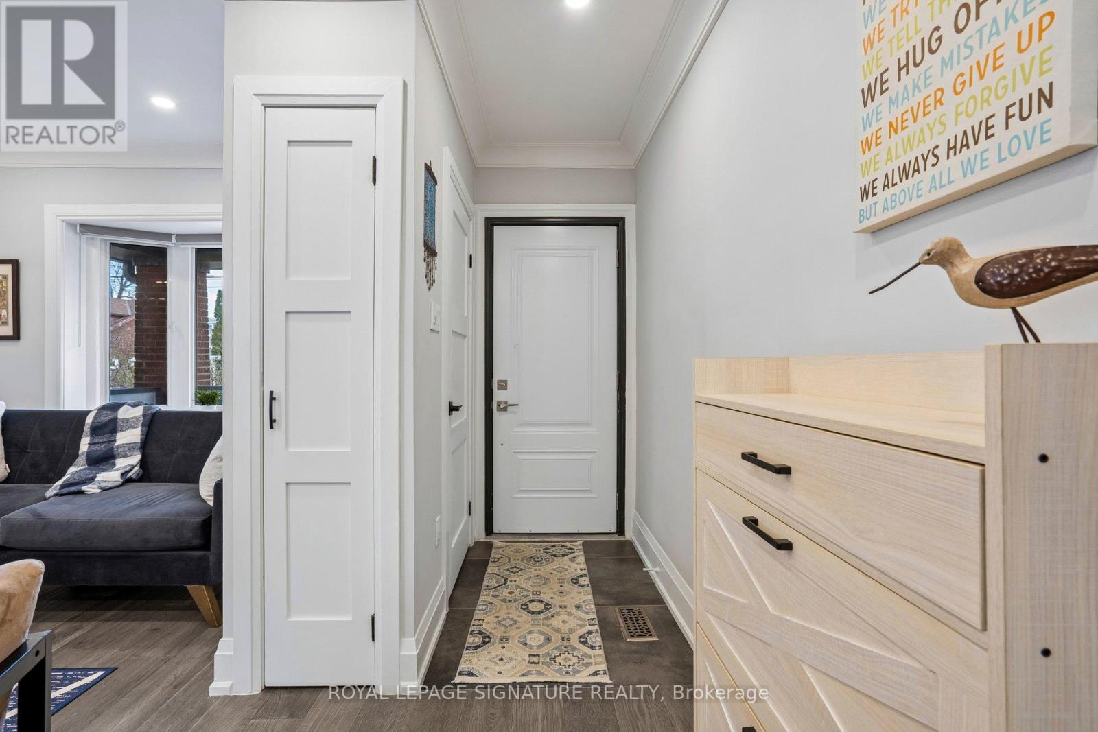 972 Cosburn Avenue, Toronto, Ontario  M4C 2W9 - Photo 8 - E13121820
