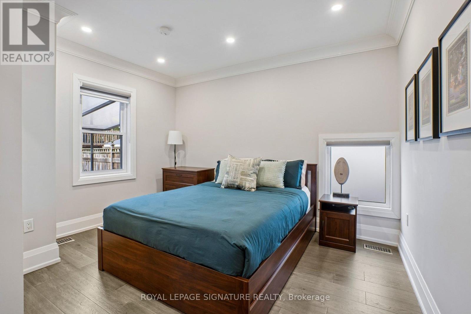 972 Cosburn Avenue, Toronto, Ontario  M4C 2W9 - Photo 22 - E13121820