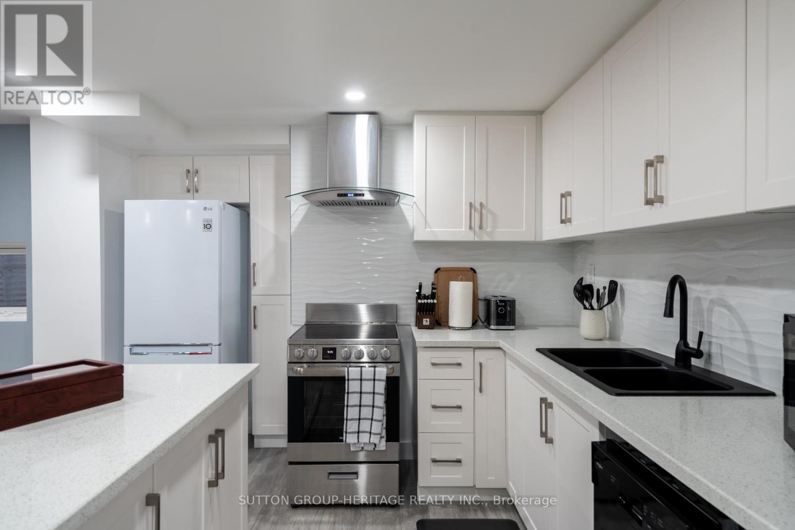 Bsmt - 1059 Riverview Crescent, Pickering, Ontario  L1V 4M7 - Photo 8 - E13509738