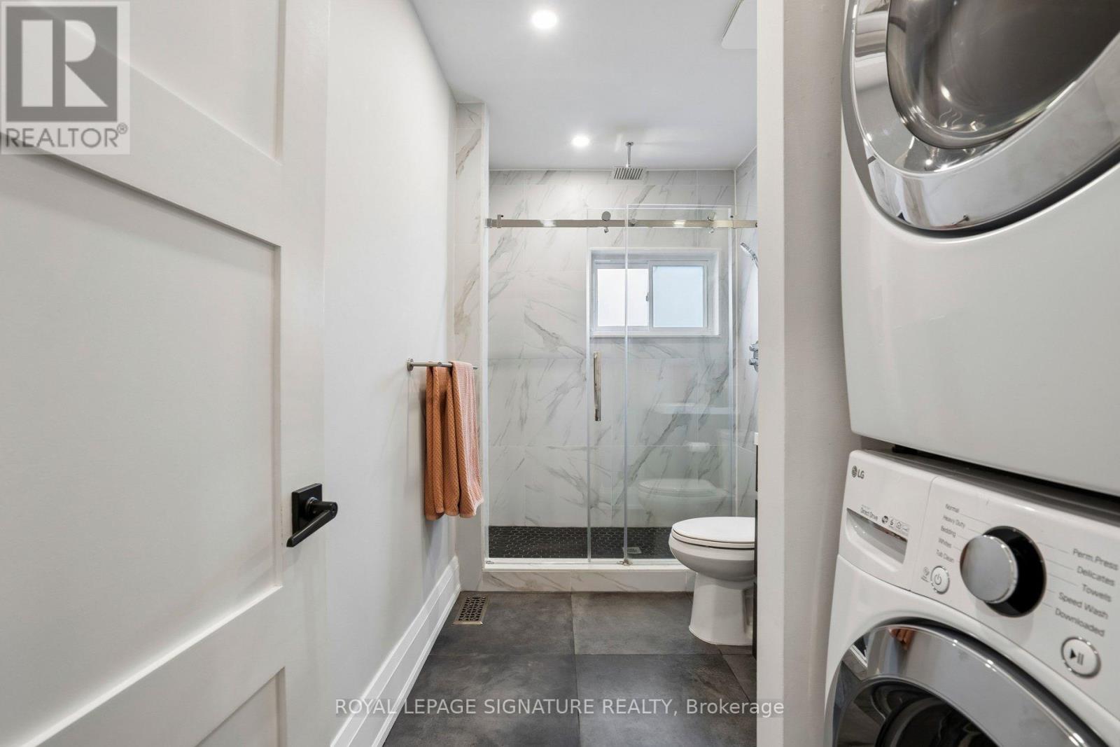 972 Cosburn Avenue, Toronto, Ontario  M4C 2W9 - Photo 24 - E13121820