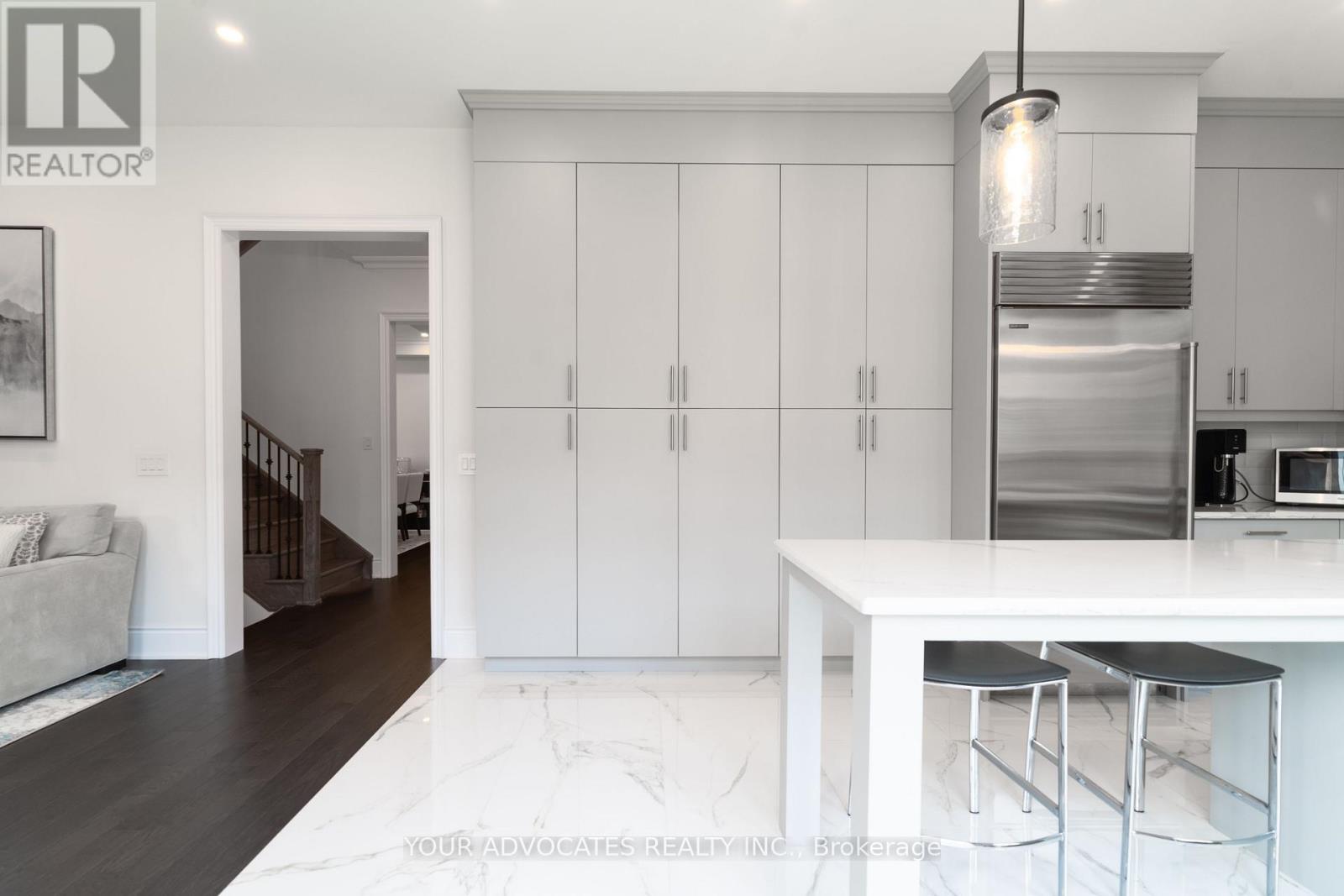 1390 Queens Plate Road, Oakville, Ontario  L6M 5L4 - Photo 16 - W13582876