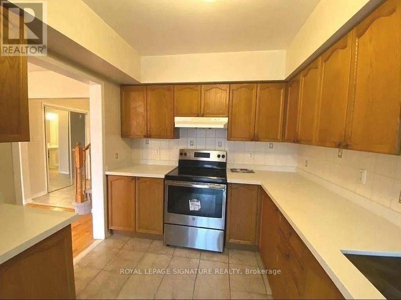6112 Windfleet Crescent, Mississauga, Ontario  L5V 2Z6 - Photo 8 - W13582972