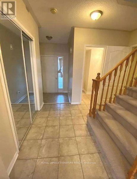 6112 Windfleet Crescent, Mississauga, Ontario  L5V 2Z6 - Photo 9 - W13582972