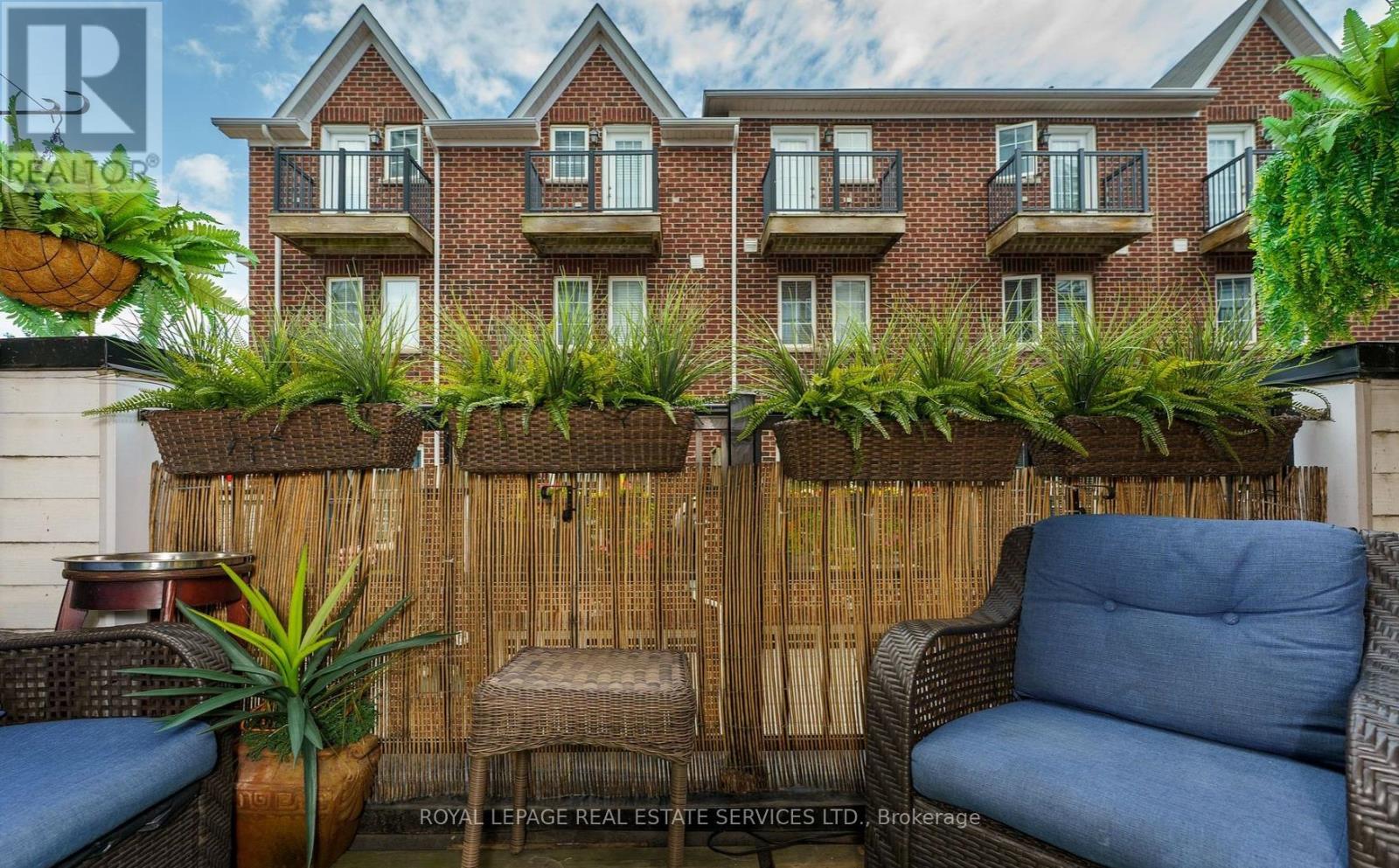Th2 - 101 The Queensway, Toronto, Ontario  M6S 5B4 - Photo 6 - W13583062