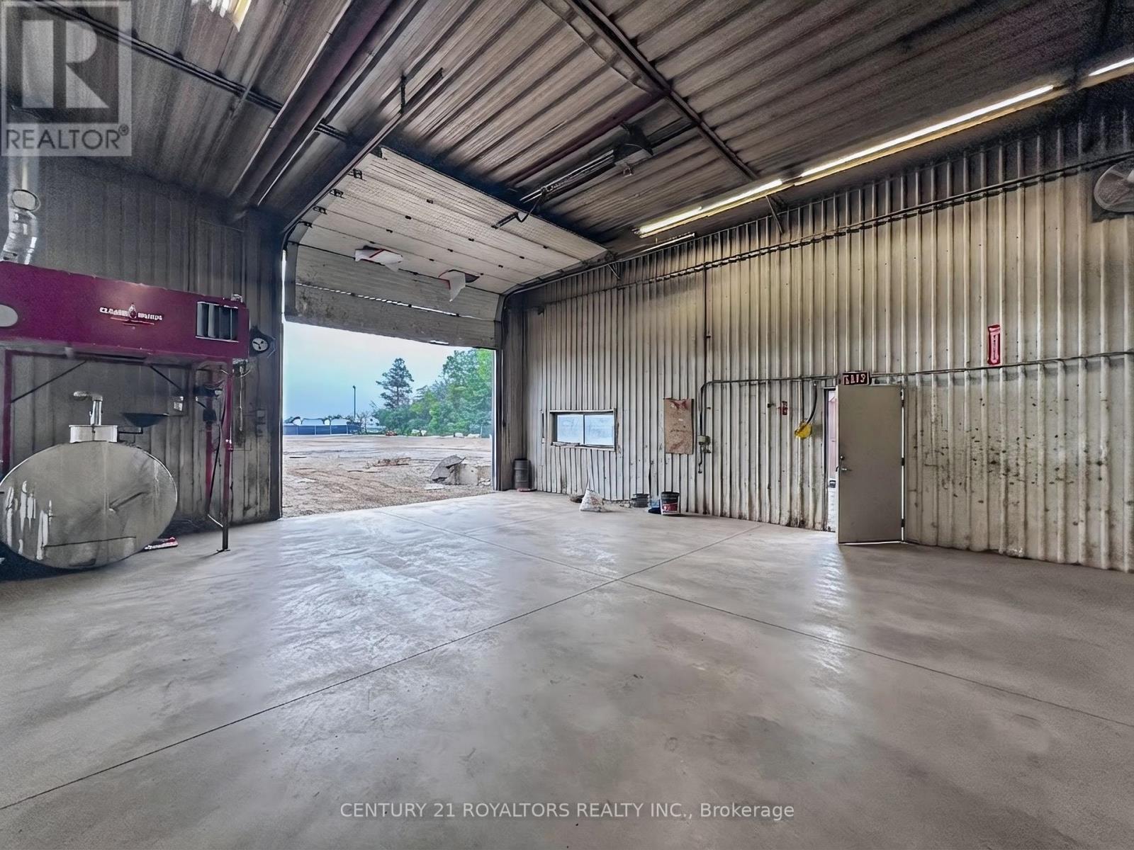 6202 Healey Road N, Caledon, Ontario L7C 0W7 - Photo 22 - W13539160