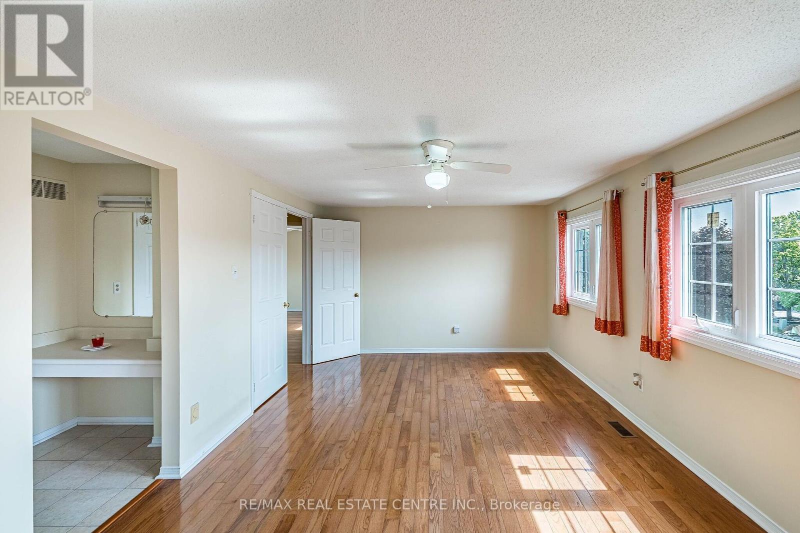 42 Lafleur Court, Brampton, Ontario  L6Y 3L7 - Photo 19 - W13582724