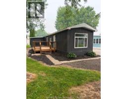 42 LONDON COURT, Chatham, Ontario