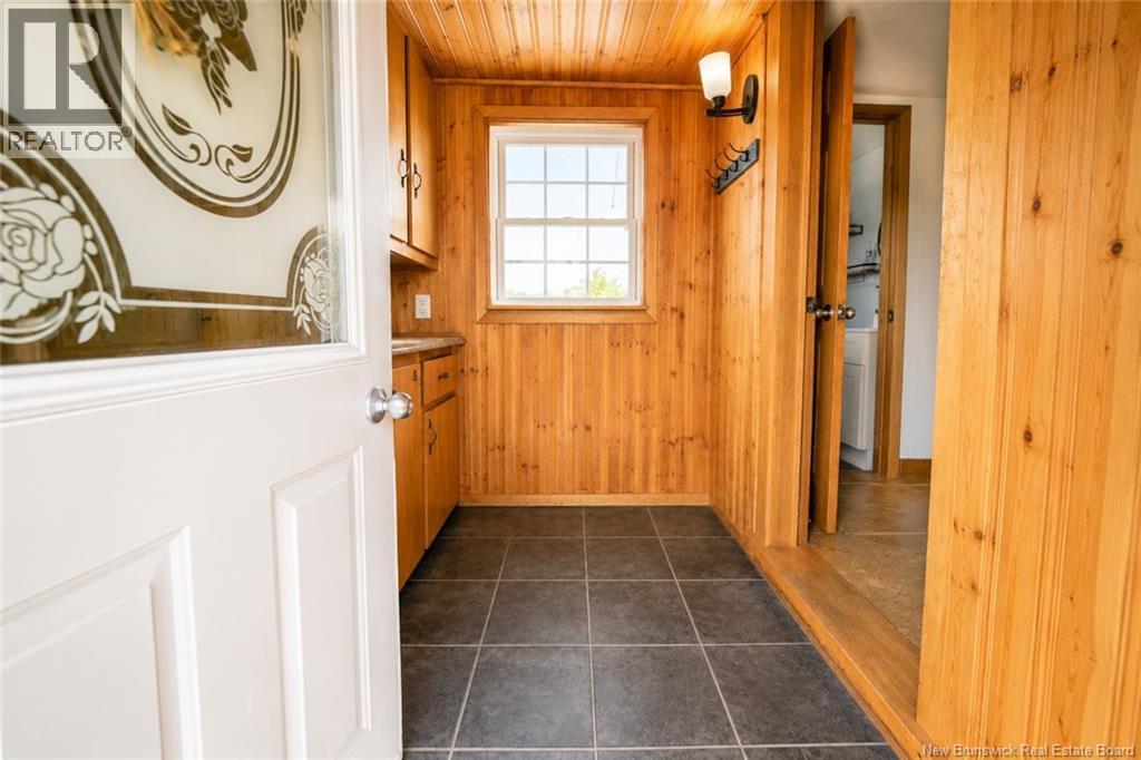 77 Fairfield Road, Sackville, New Brunswick  E4G 2P4 - Photo 2 - NB144341