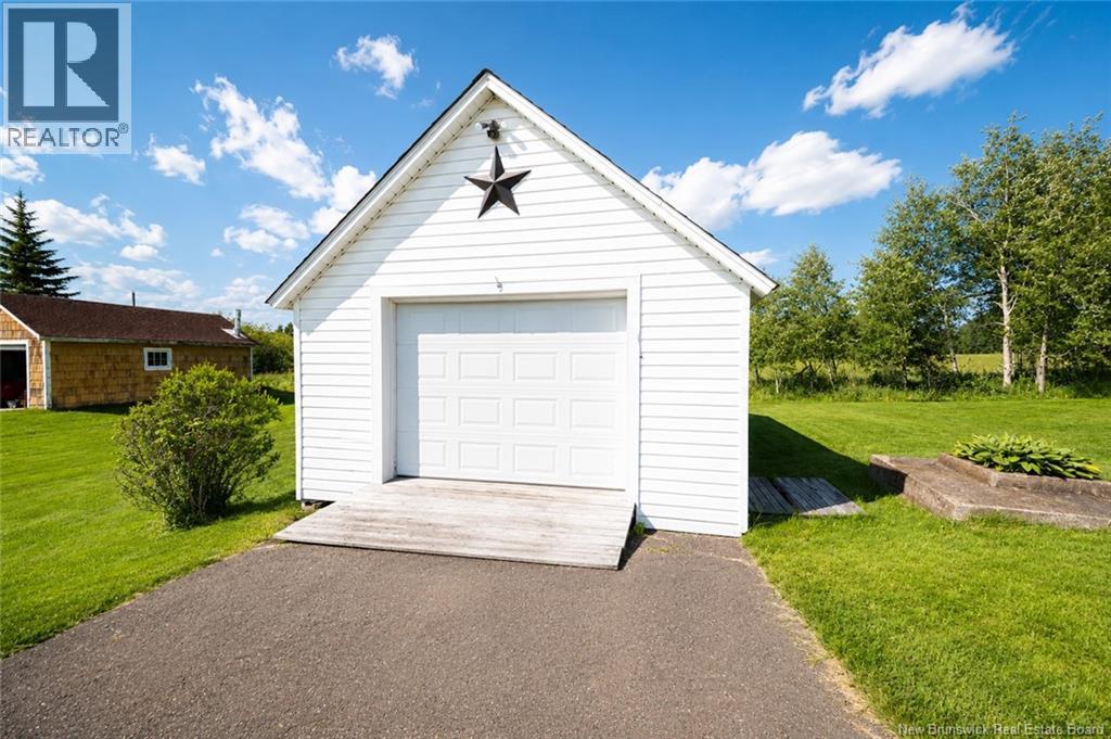 77 Fairfield Road, Sackville, New Brunswick  E4G 2P4 - Photo 25 - NB144341