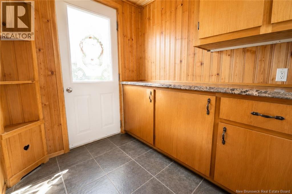 77 Fairfield Road, Sackville, New Brunswick  E4G 2P4 - Photo 3 - NB144341