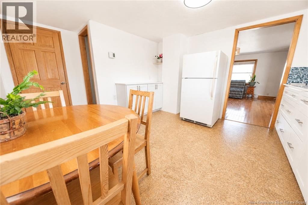 77 Fairfield Road, Sackville, New Brunswick  E4G 2P4 - Photo 5 - NB144341