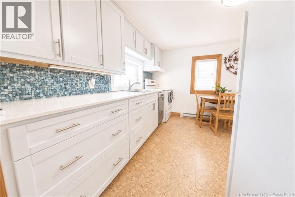 77 Fairfield Road, Sackville, New Brunswick  E4G 2P4 - Photo 6 - NB144341