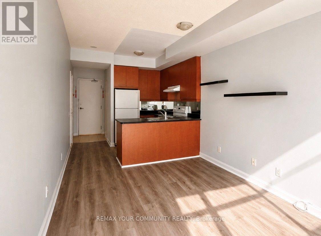 902 - 1121 Bay Street, Toronto, Ontario  M5S 2B3 - Photo 2 - C13572082