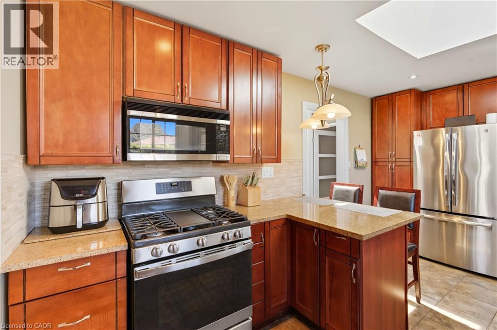 554 Chamberlain Road, Burlington, Ontario  L7L 2V4 - Photo 16 - 40847769