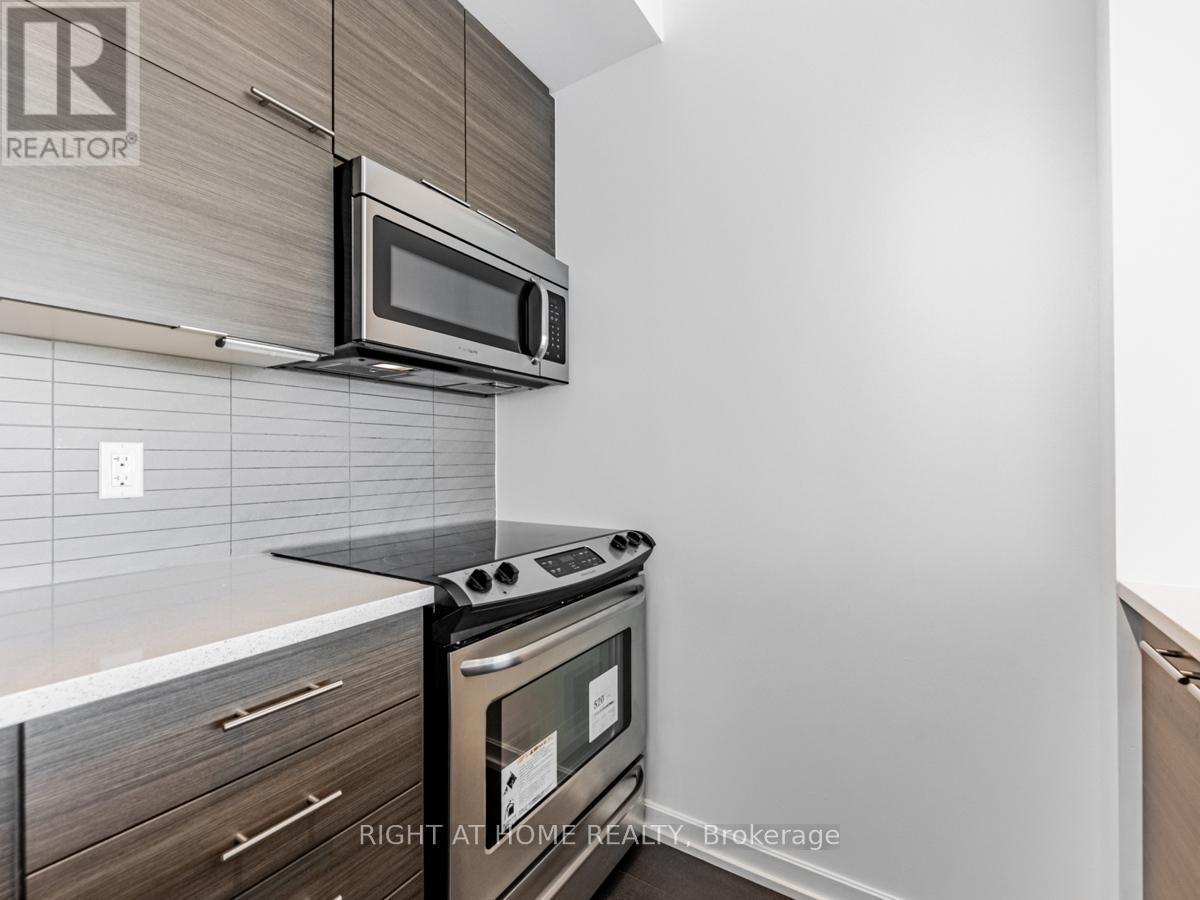 1302 - 66 FOREST MANOR ROAD - Photo 4