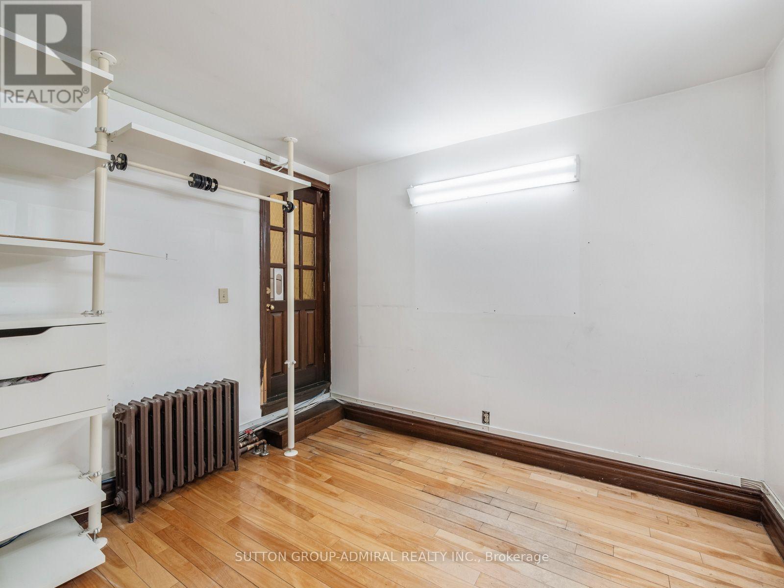 392 Eglinton Avenue W, Toronto, Ontario  M5N 1A2 - Photo 24 - C13583286