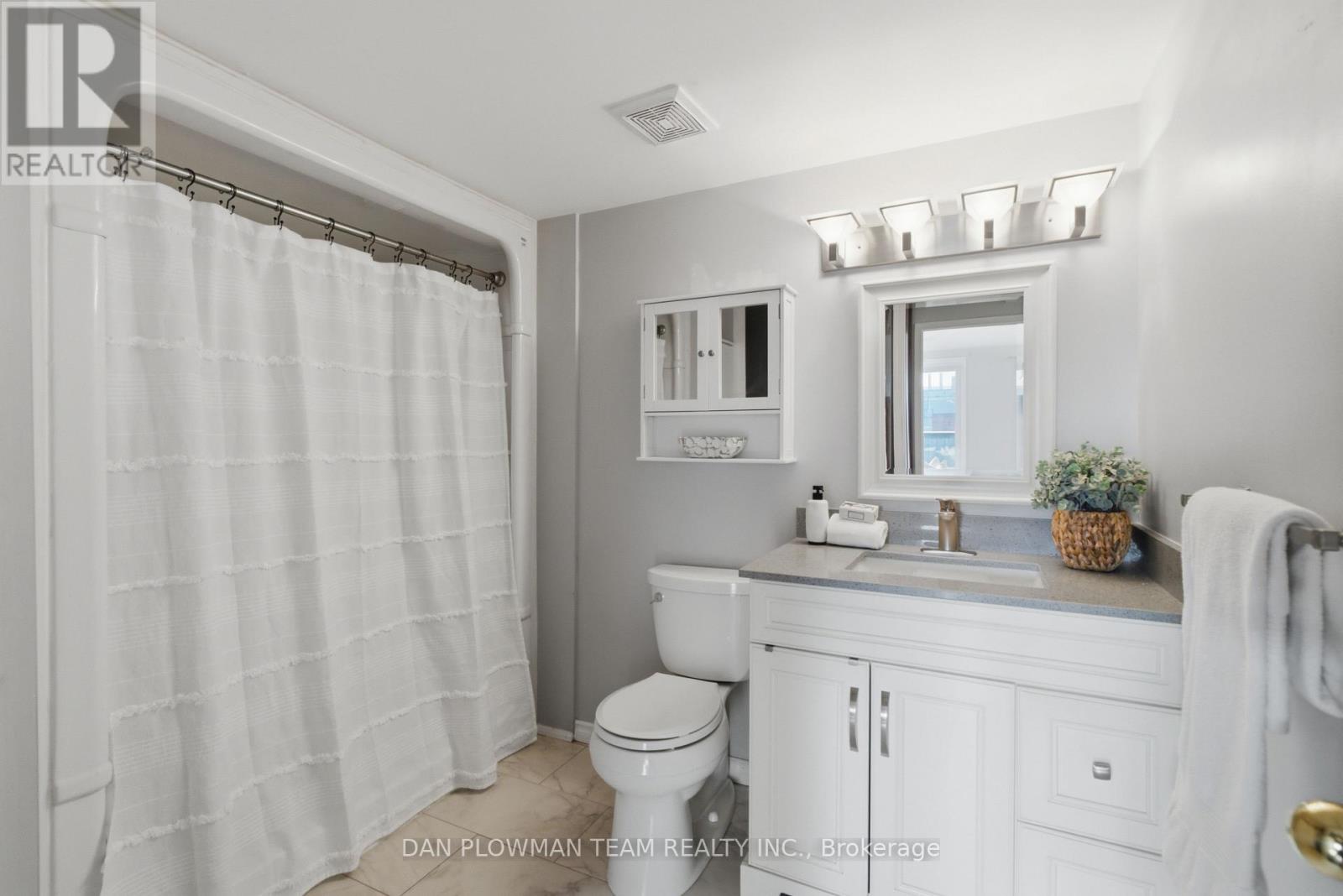 702 - 80 Athol Street E, Oshawa, Ontario  L1H 8B7 - Photo 33 - E13583166