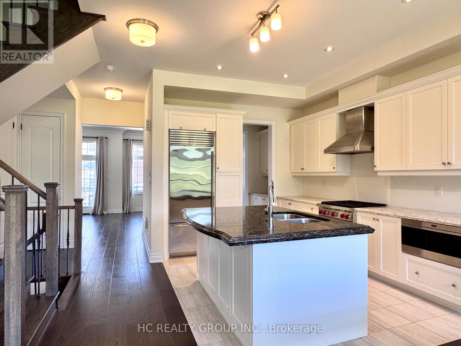 9 Beaufort Way, Markham, Ontario L6C 1N6 - Photo 2 - N13583314
