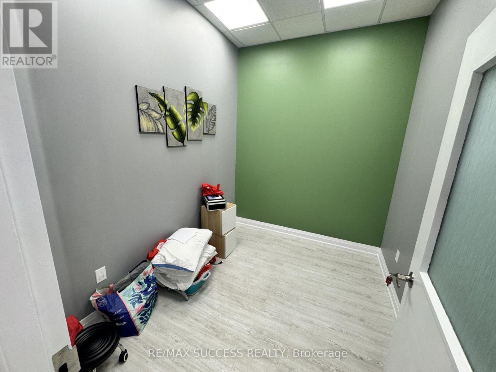 209 - 3465 Platinum Drive, Mississauga, Ontario L5M 2S1 - Photo 4 - W13583298
