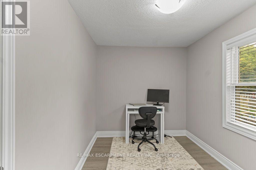 340 Upper Gage Avenue, Hamilton, Ontario  L8V 4H7 - Photo 22 - X13583302