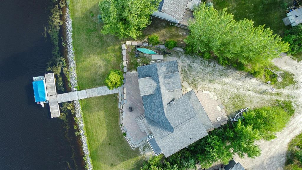 11 Hanover Bay, Hillside Beach, Manitoba  R0E 2C0 - Photo 2 - 202616593