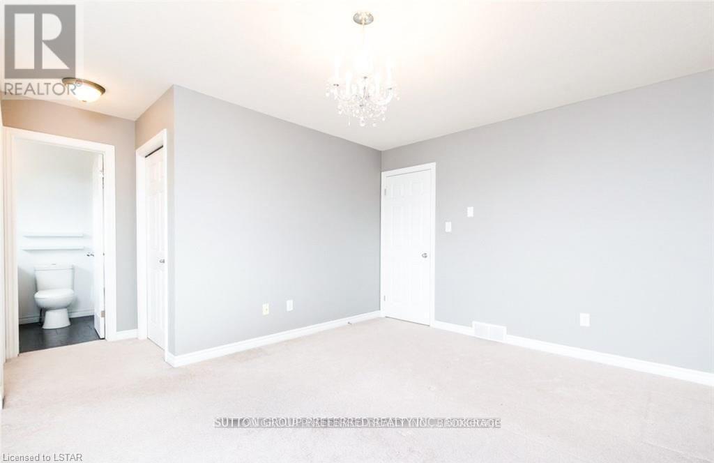 1708 Mickleborough Drive, London North, Ontario N6G 5R7 - Photo 20 - X13583474