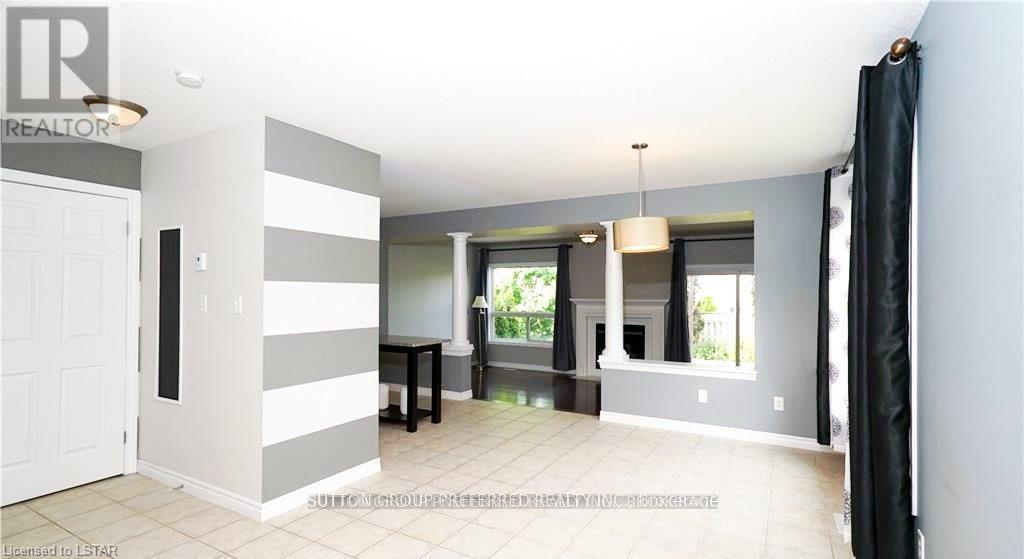 1708 Mickleborough Drive, London North, Ontario N6G 5R7 - Photo 3 - X13583474