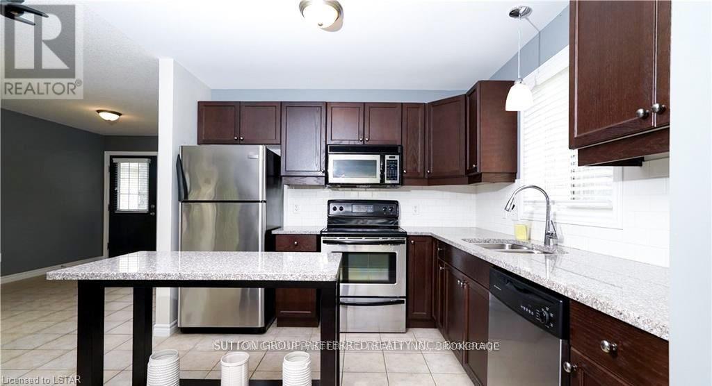 1708 Mickleborough Drive, London North, Ontario N6G 5R7 - Photo 6 - X13583474