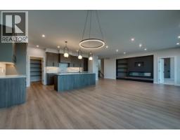 1030 Emslie Street, Kelowna, British Columbia  V1W 0C3 - Photo 24 - 10373952