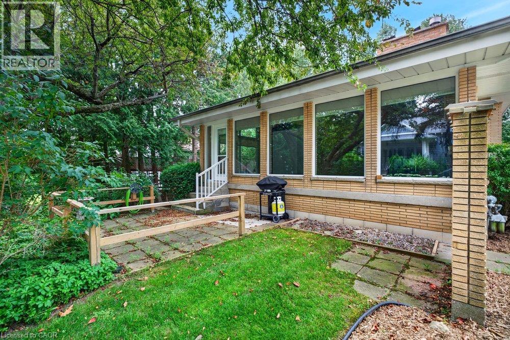 572 Bridgman Avenue, Burlington, Ontario  L7R 2V4 - Photo 38 - 40848942