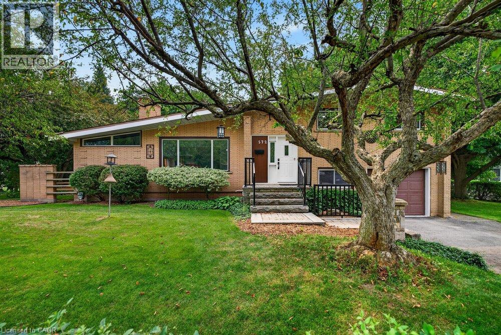572 BRIDGMAN Avenue, Burlington, Ontario