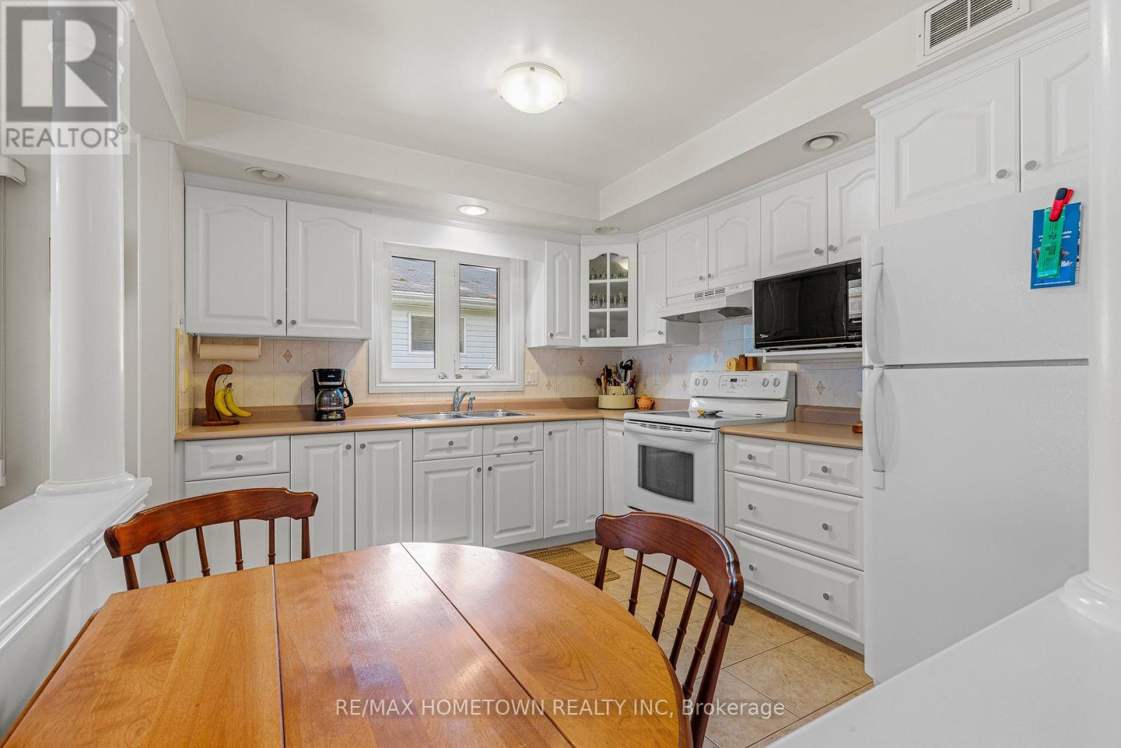 1048 Bridlewood Drive, Brockville, Ontario  K6V 7E9 - Photo 12 - X13583530