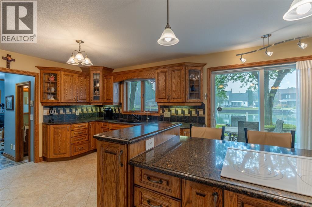 4784 Maplewood Crescent, Port Lambton, Ontario  N0P 2B0 - Photo 12 - 26014944