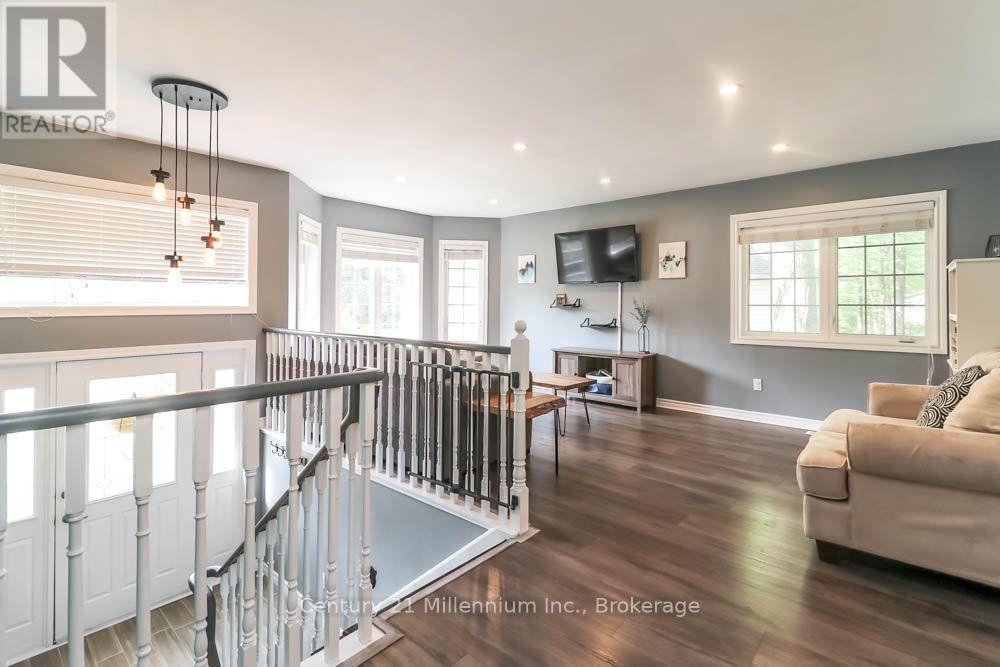 45 Fatima Court, Wasaga Beach, Ontario  L9Z 1K9 - Photo 8 - S13583420