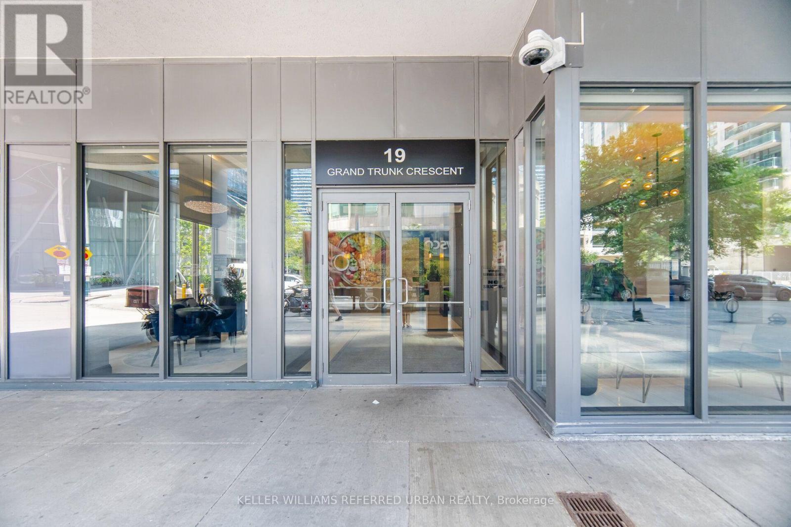 3708 - 19 Grand Trunk Crescent, Toronto, Ontario M5J 3A3 - Photo 2 - C13583368
