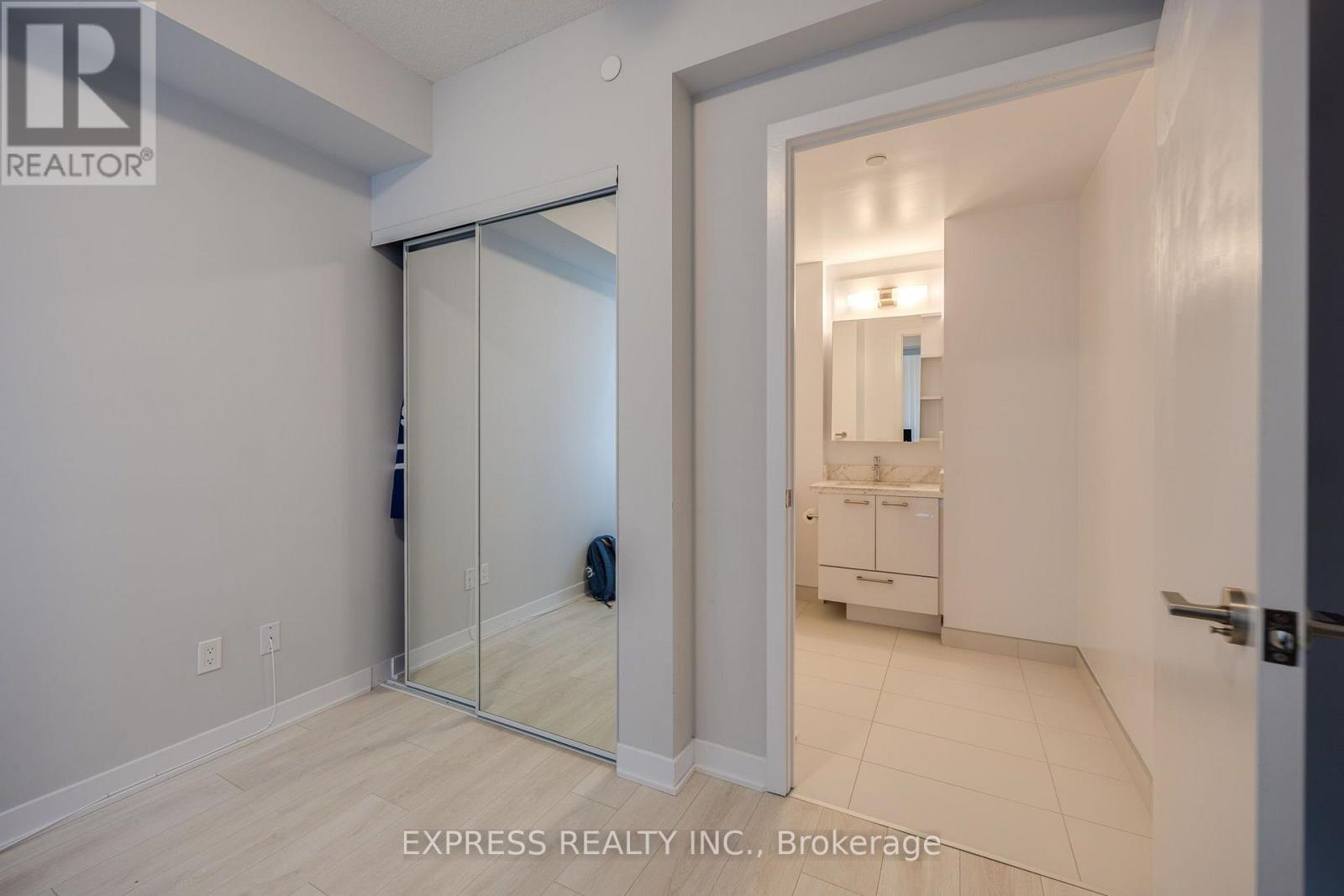 5209 - 2221 Yonge Street, Toronto, Ontario  M4S 2B4 - Photo 14 - C13583414