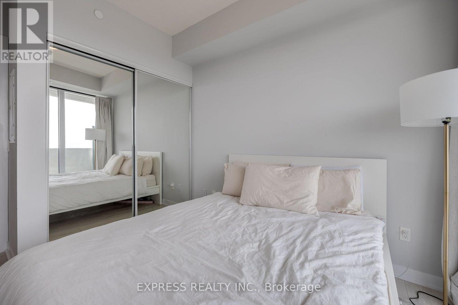 5209 - 2221 Yonge Street, Toronto, Ontario  M4S 2B4 - Photo 17 - C13583414