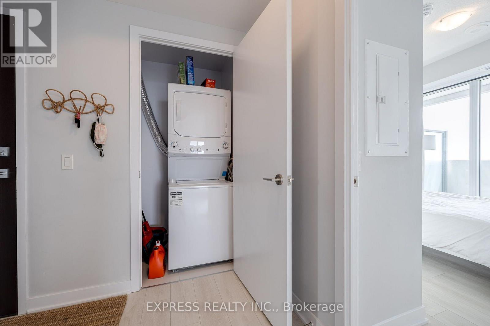 5209 - 2221 Yonge Street, Toronto, Ontario  M4S 2B4 - Photo 19 - C13583414
